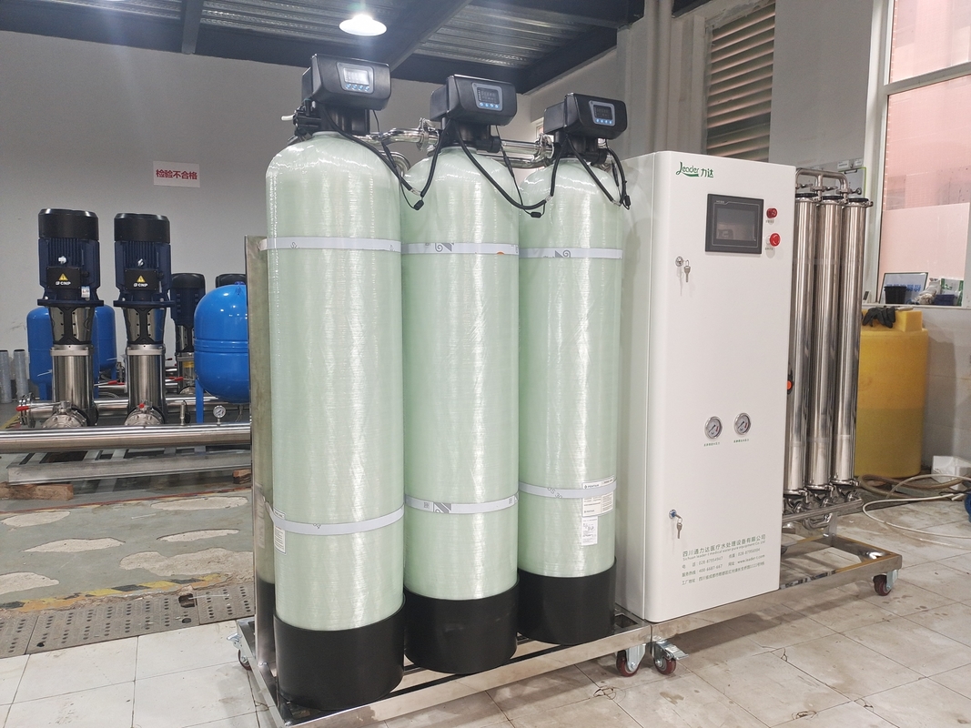 800LPH ενιαίο νερό σκηνικών RO συστημάτων που κατασκευάζει τον εξοπλισμό στο δωμάτιο ενδοσκοπίων